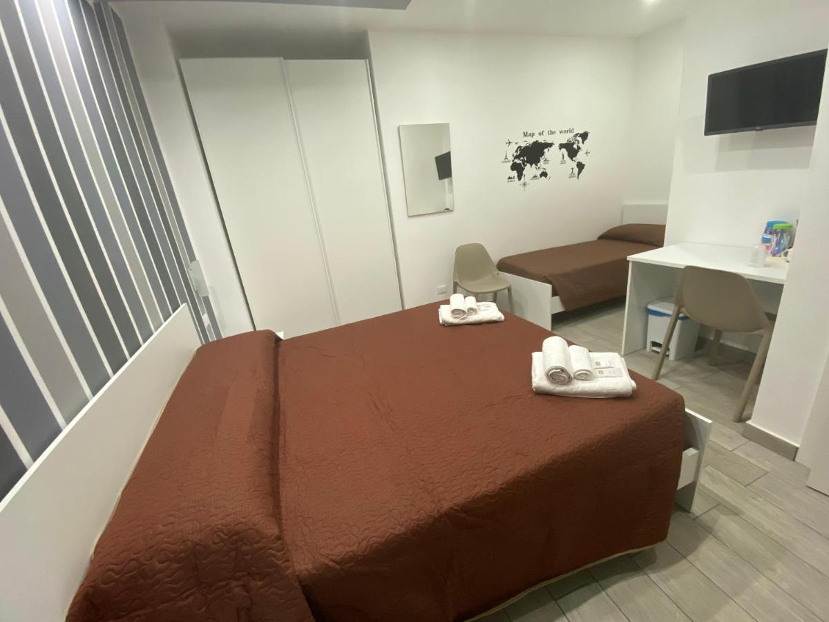In Centro Rooms Vicino Cefalu Self-Chek-In Campofelice Di Roccella Dış mekan fotoğraf