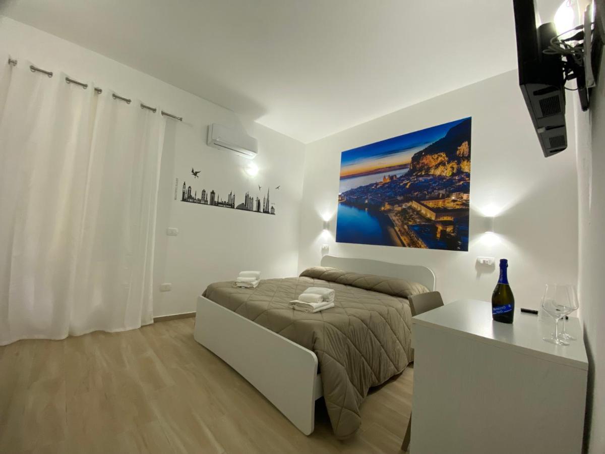 In Centro Rooms Vicino Cefalu Self-Chek-In Campofelice Di Roccella Dış mekan fotoğraf