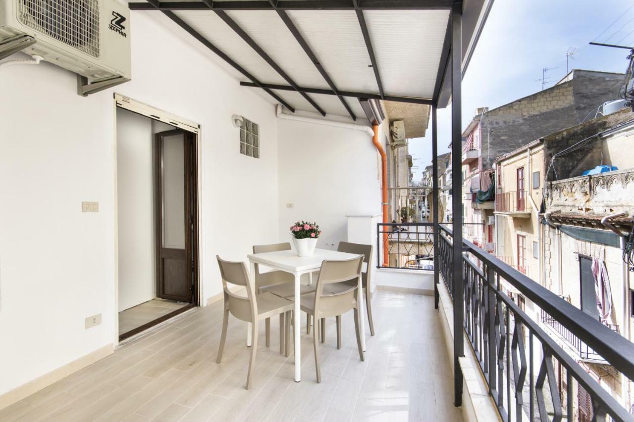 In Centro Rooms Vicino Cefalu Self-Chek-In Campofelice Di Roccella Dış mekan fotoğraf