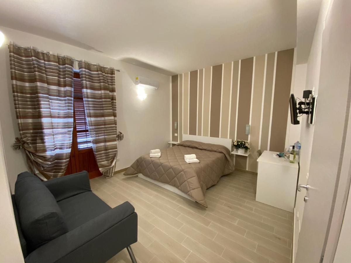 In Centro Rooms Vicino Cefalu Self-Chek-In Campofelice Di Roccella Dış mekan fotoğraf